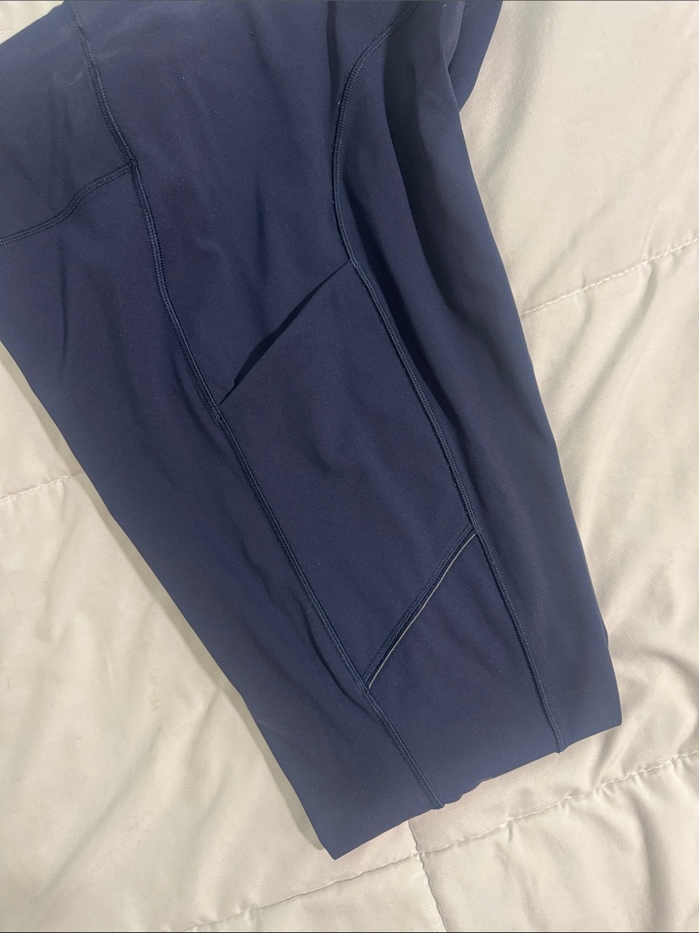 Lululemon Navy High-Rise Leggings - Picture 4 of 4